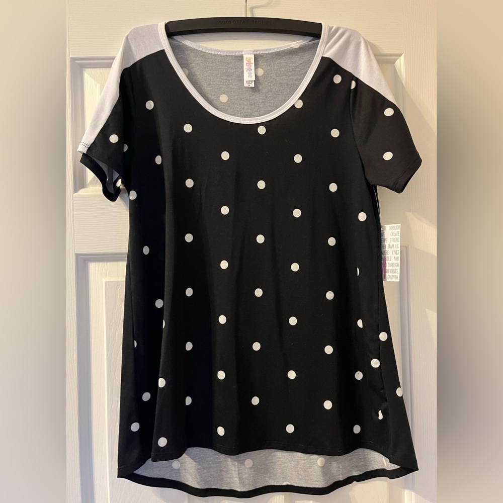 BNWT Lularoe Polka Dot Classic T